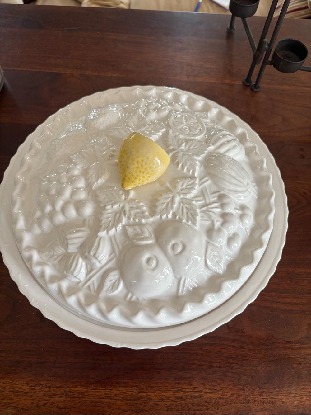White Vintage Ceramic Fruit-Relief Covered Pie Server with Lemon Handle